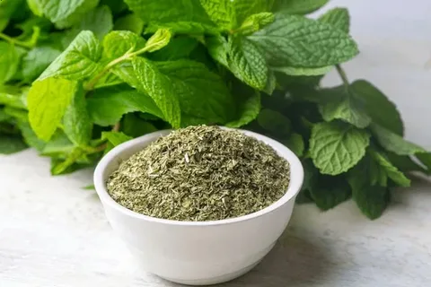 تصویر 3 از نعنا خشک صادراتی با برگ های خوش رنگ و اعلا